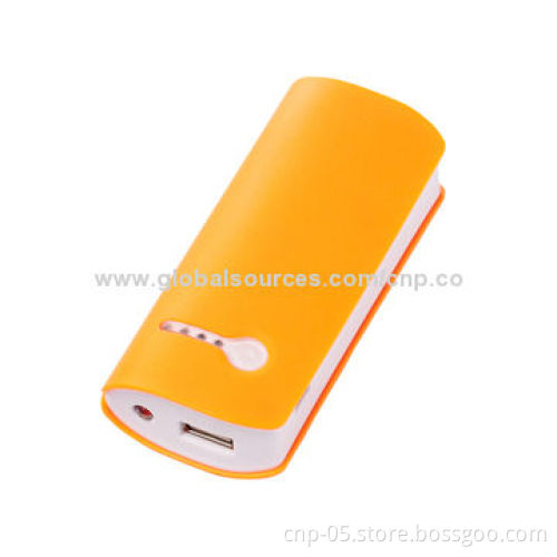 USB Battery Charger with 4,400mAh True Capacity, Used for Mobiles/GPS/MP3/MP4 Players and Tablet PCs